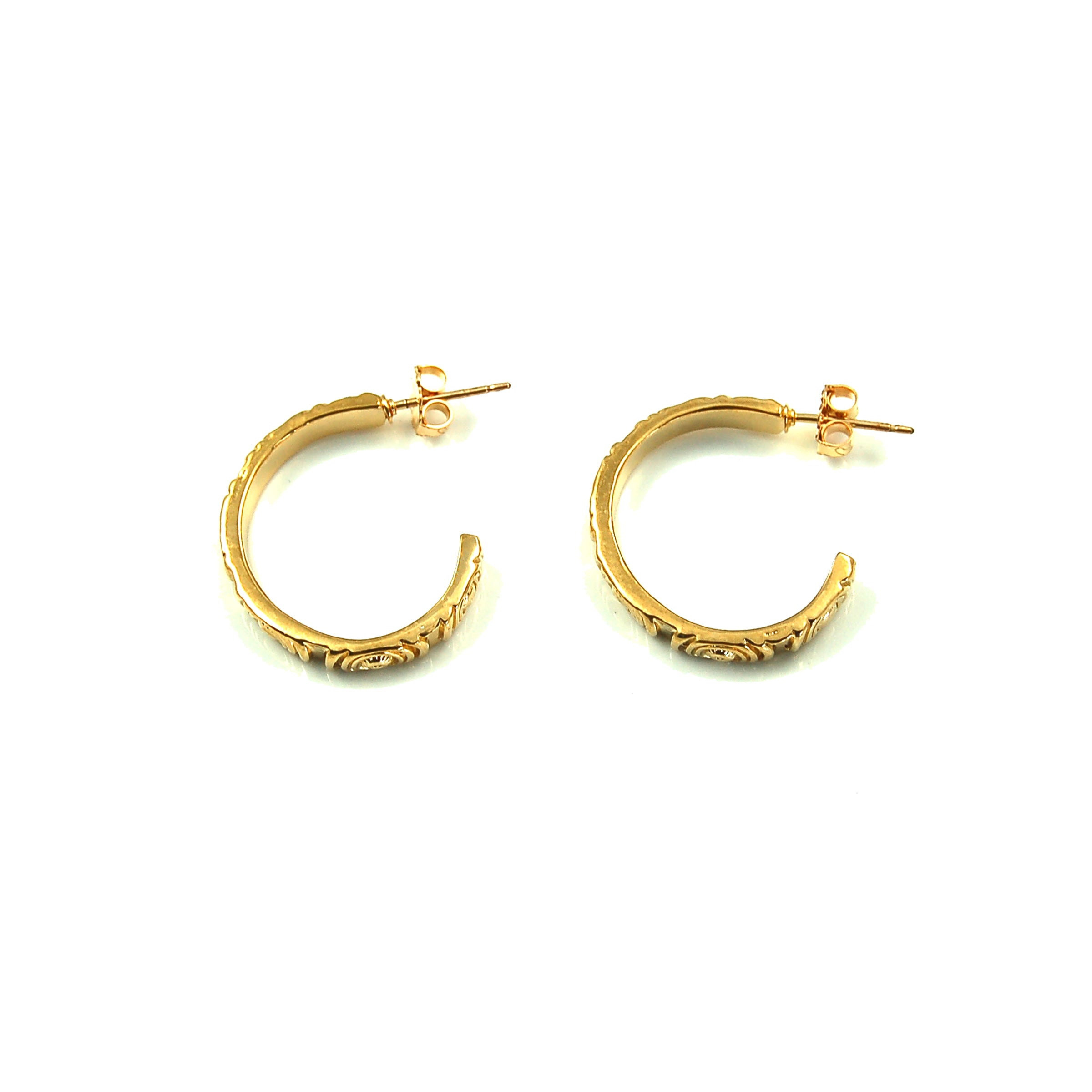 Paradise Small Hoop Earring ©