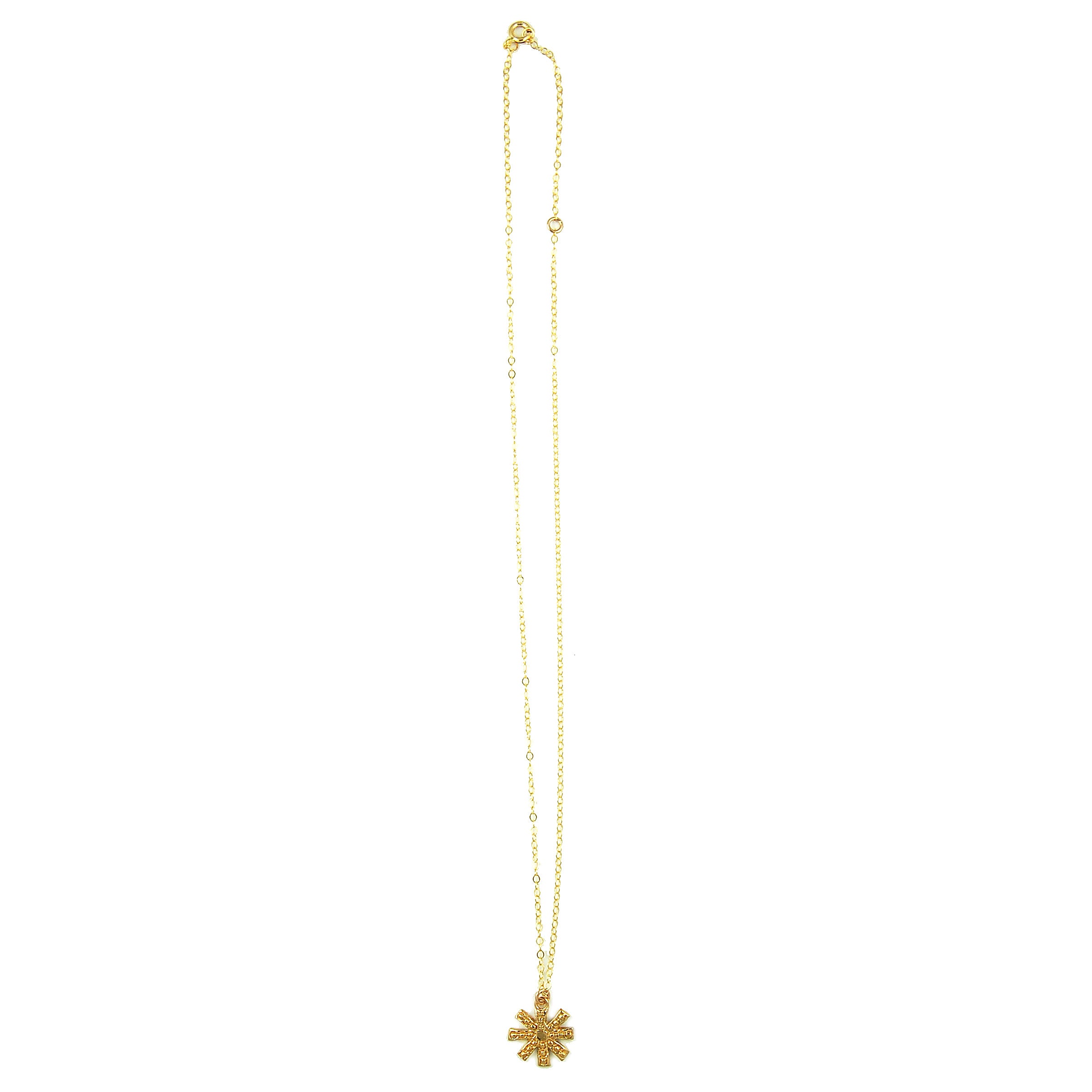 Medium Glimmer Pinwheel Necklace ©