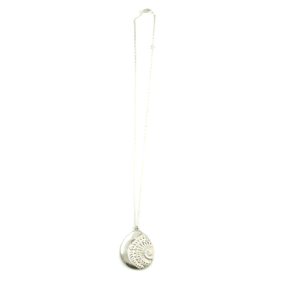 Signature Sun Drop Necklace ©