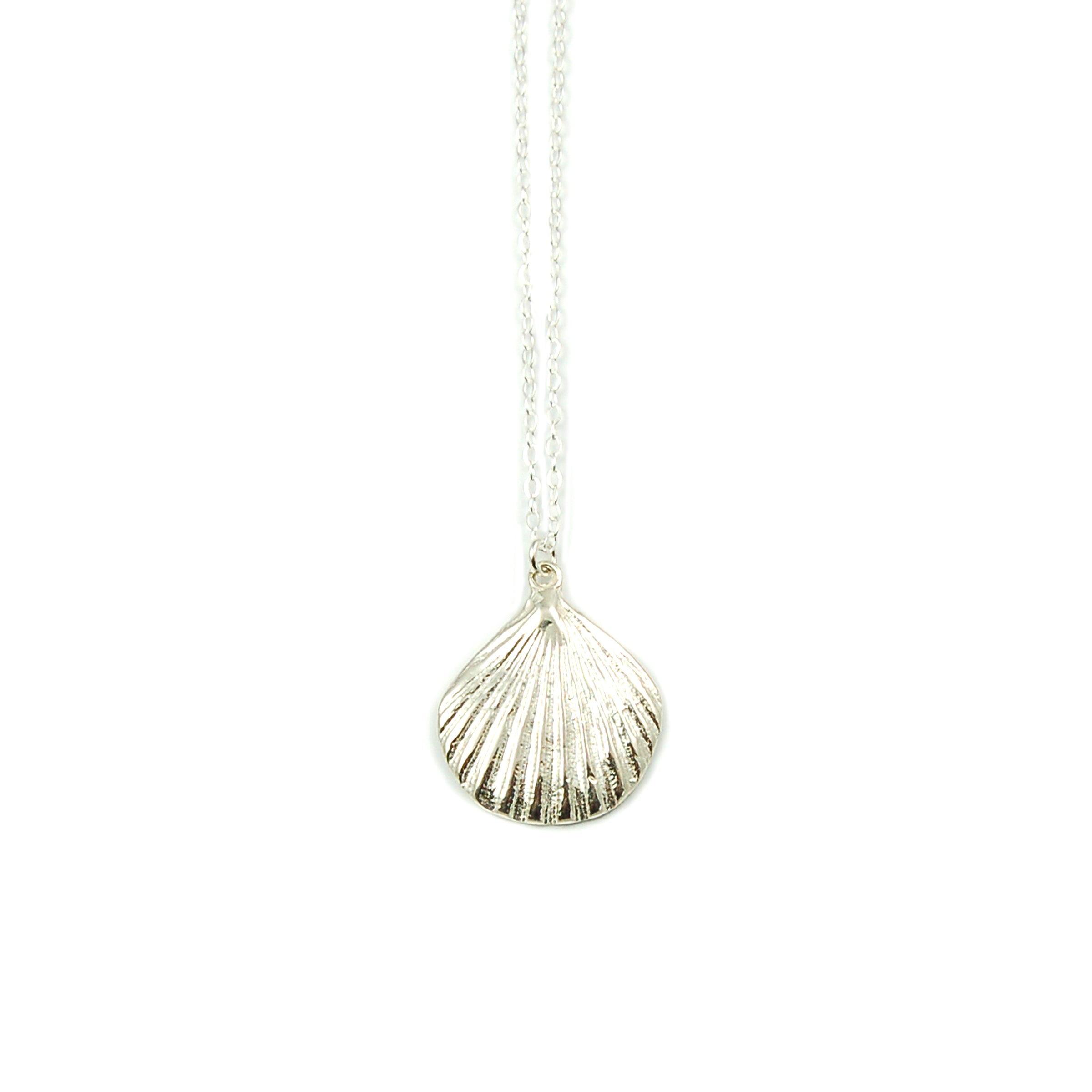 HELIX BIG SHELL NECKLACE